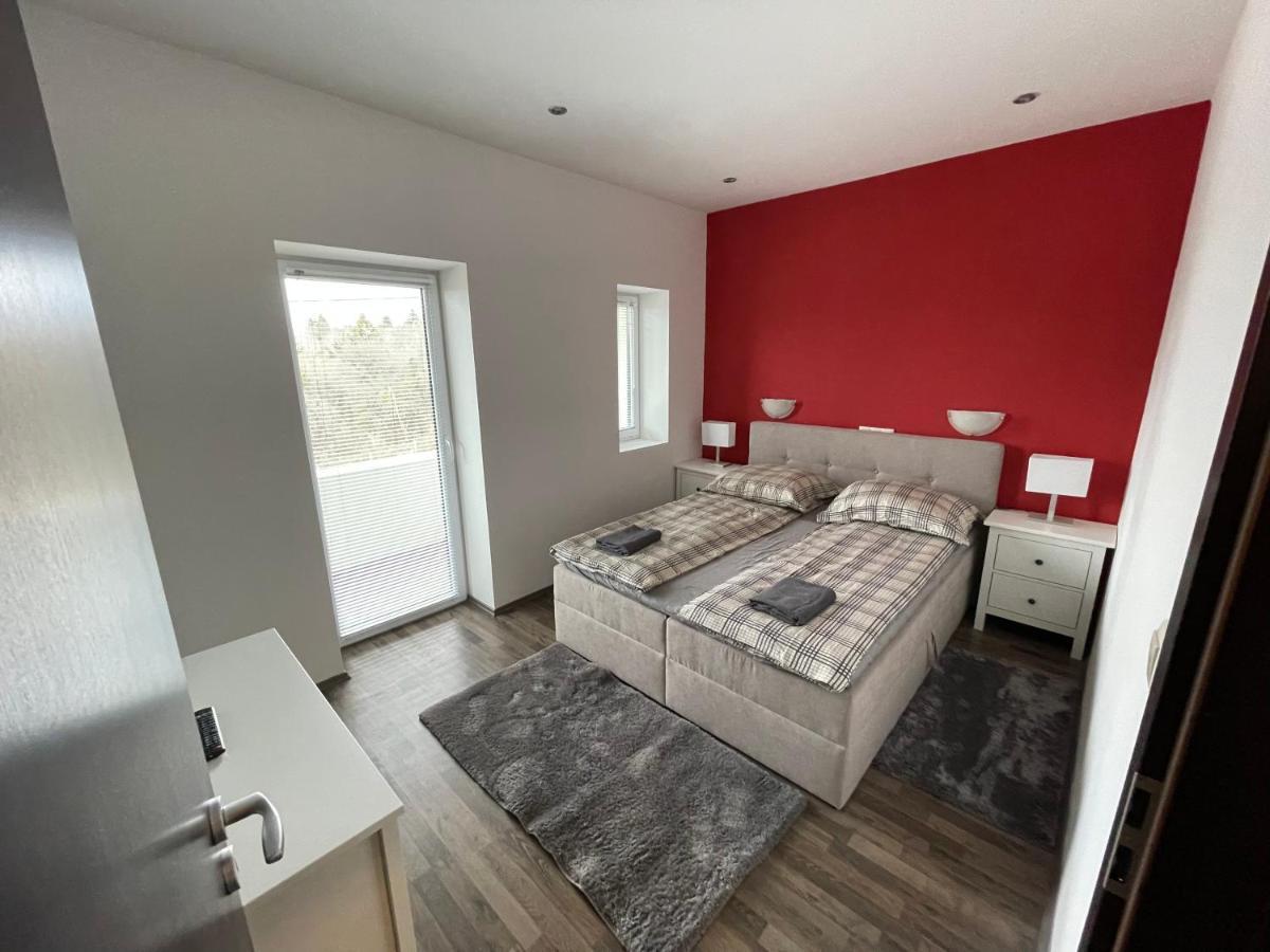 Malibu Apartman & Jacuzzi ميسكولك المظهر الخارجي الصورة
