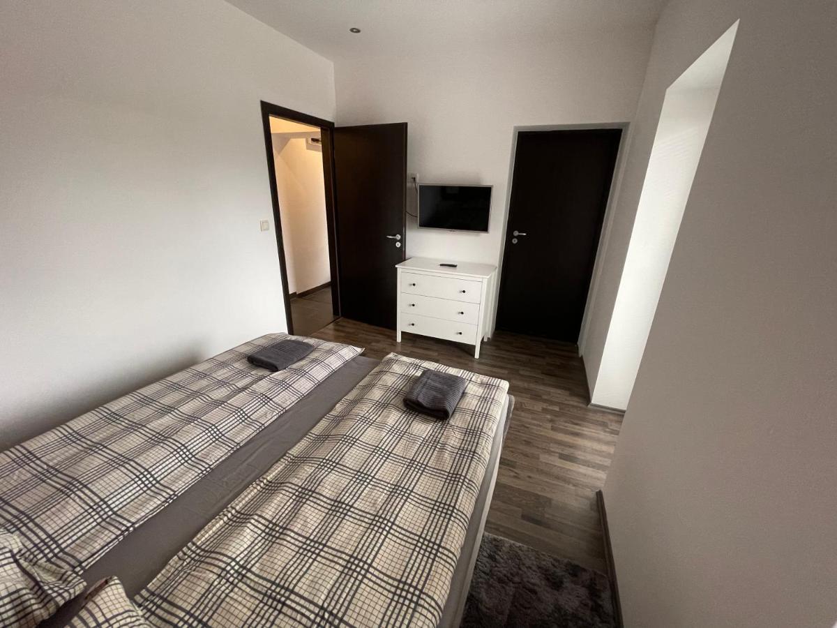 Malibu Apartman & Jacuzzi ميسكولك المظهر الخارجي الصورة