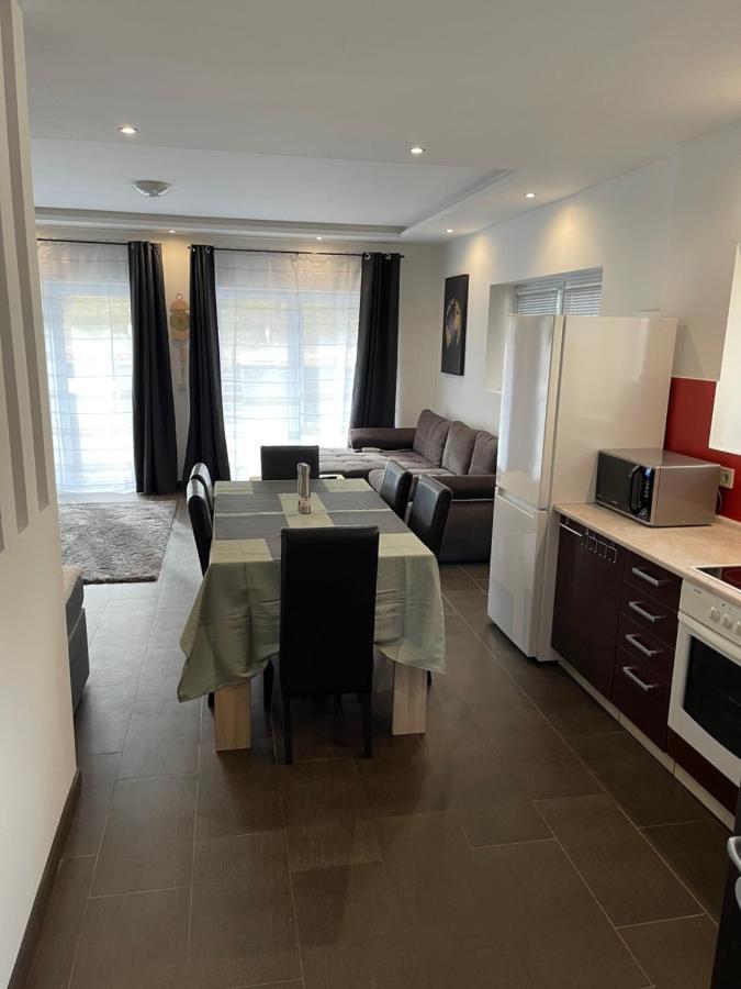 Malibu Apartman & Jacuzzi ميسكولك المظهر الخارجي الصورة