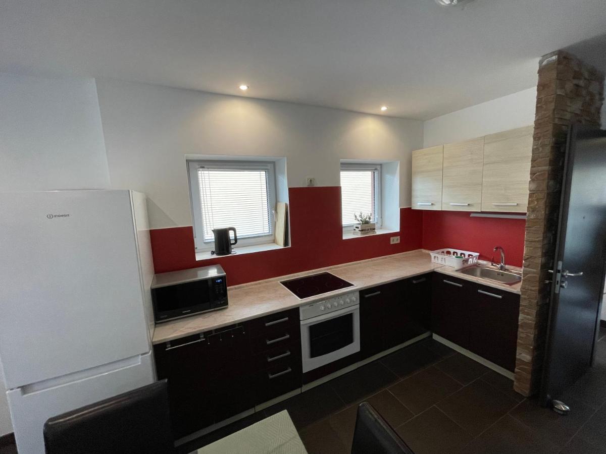 Malibu Apartman & Jacuzzi ميسكولك المظهر الخارجي الصورة